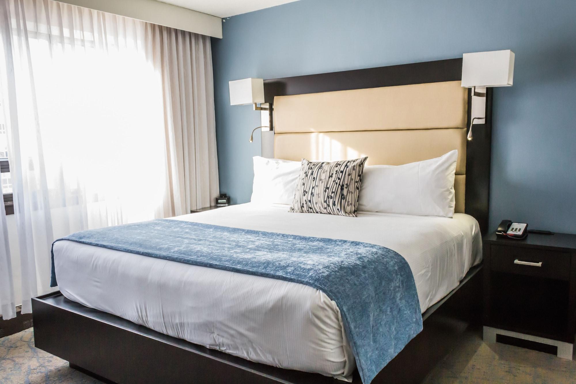 Ottawa Embassy Hotel & Suites Екстер'єр фото