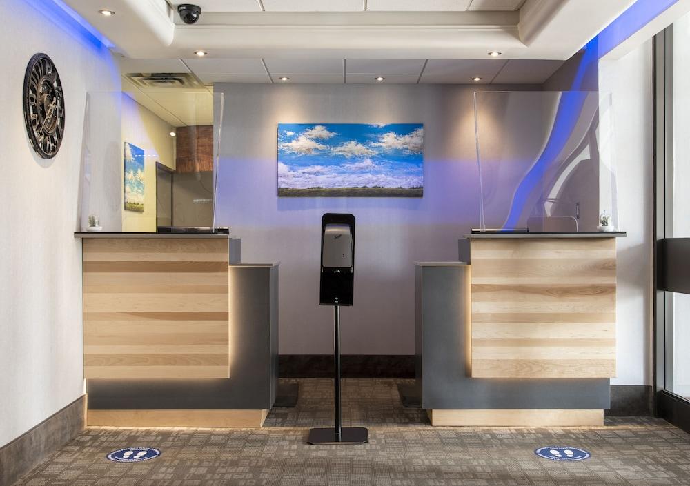 Ottawa Embassy Hotel & Suites Екстер'єр фото