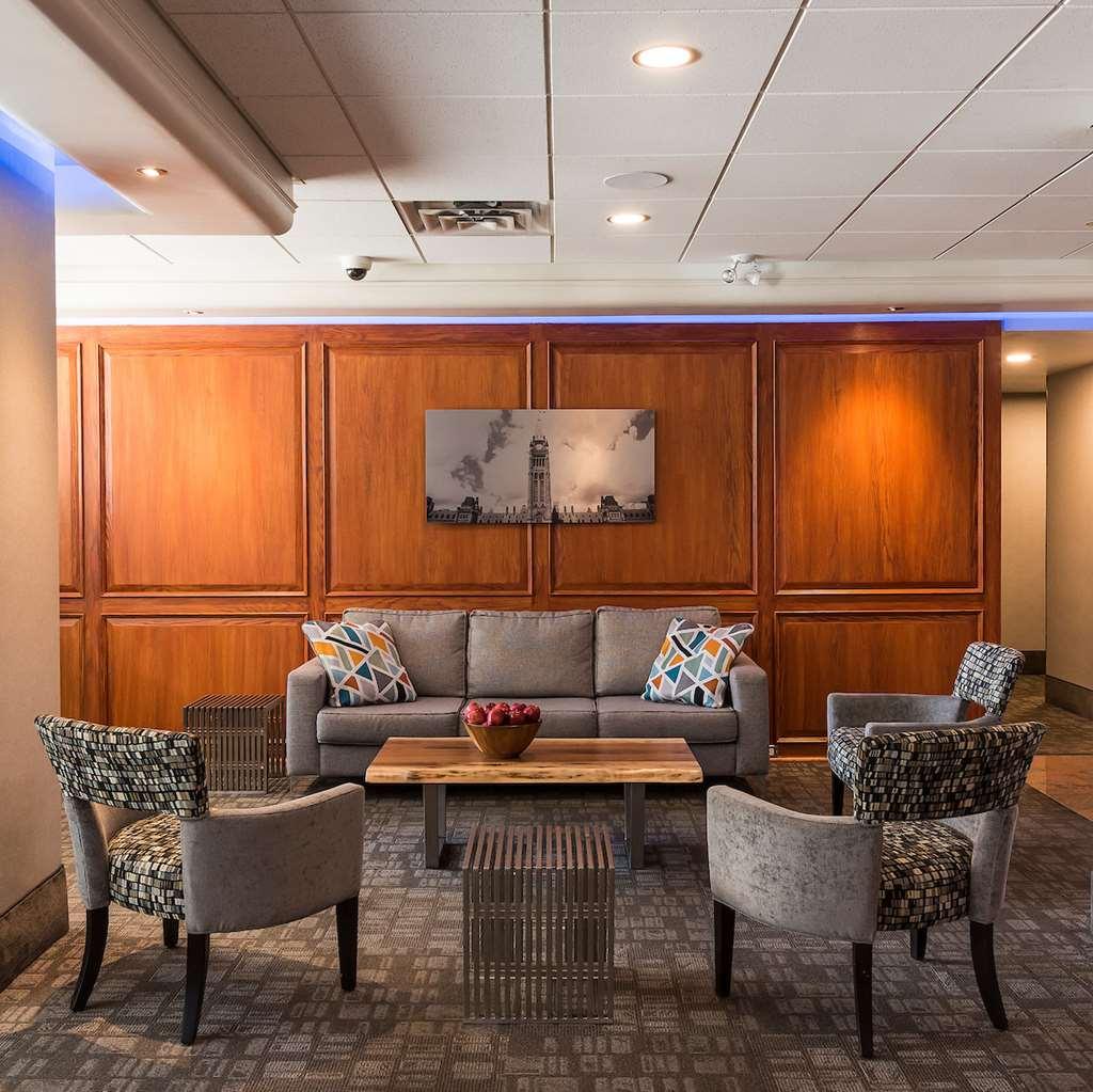 Ottawa Embassy Hotel & Suites Інтер'єр фото
