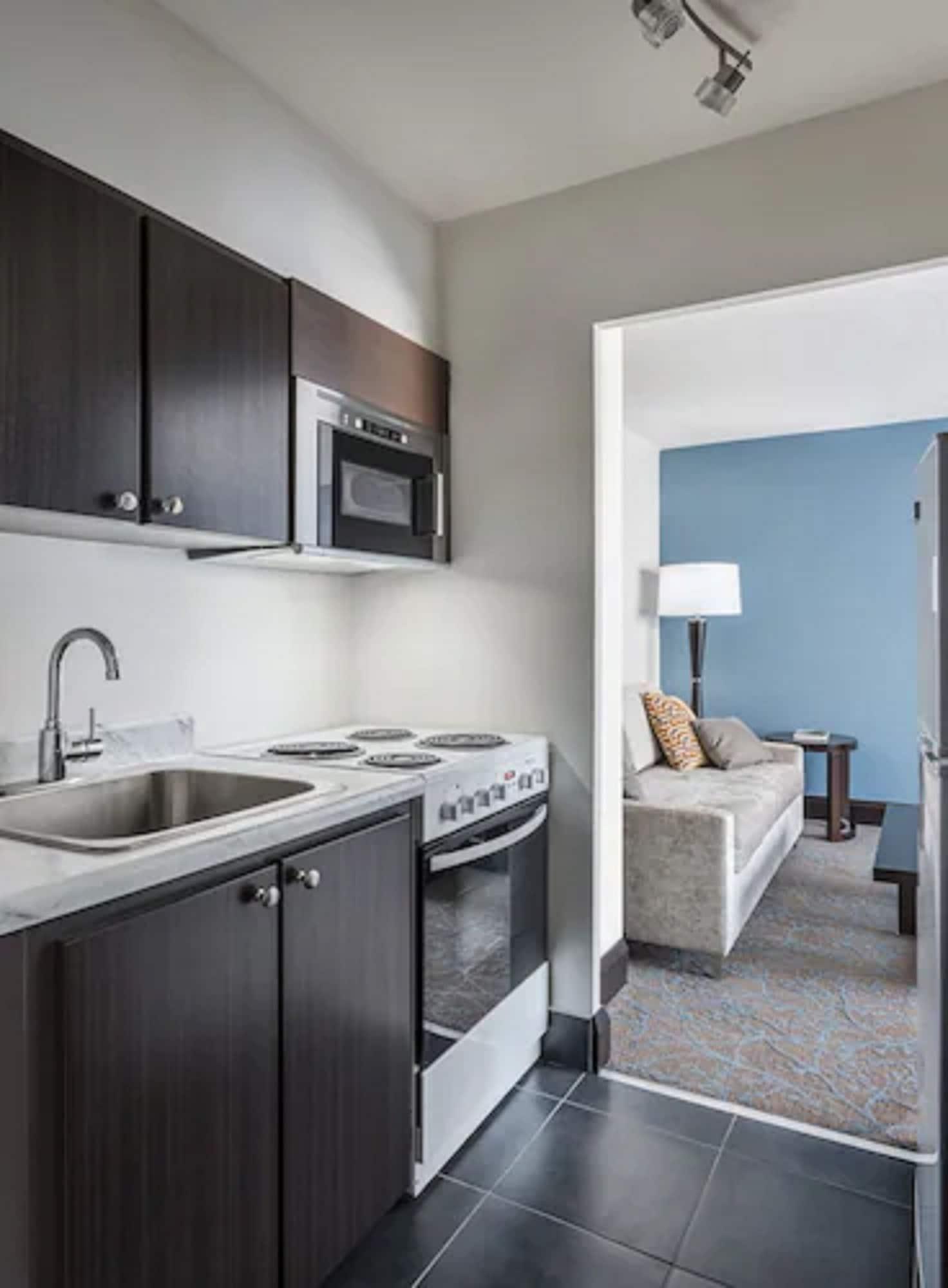 Ottawa Embassy Hotel & Suites Екстер'єр фото