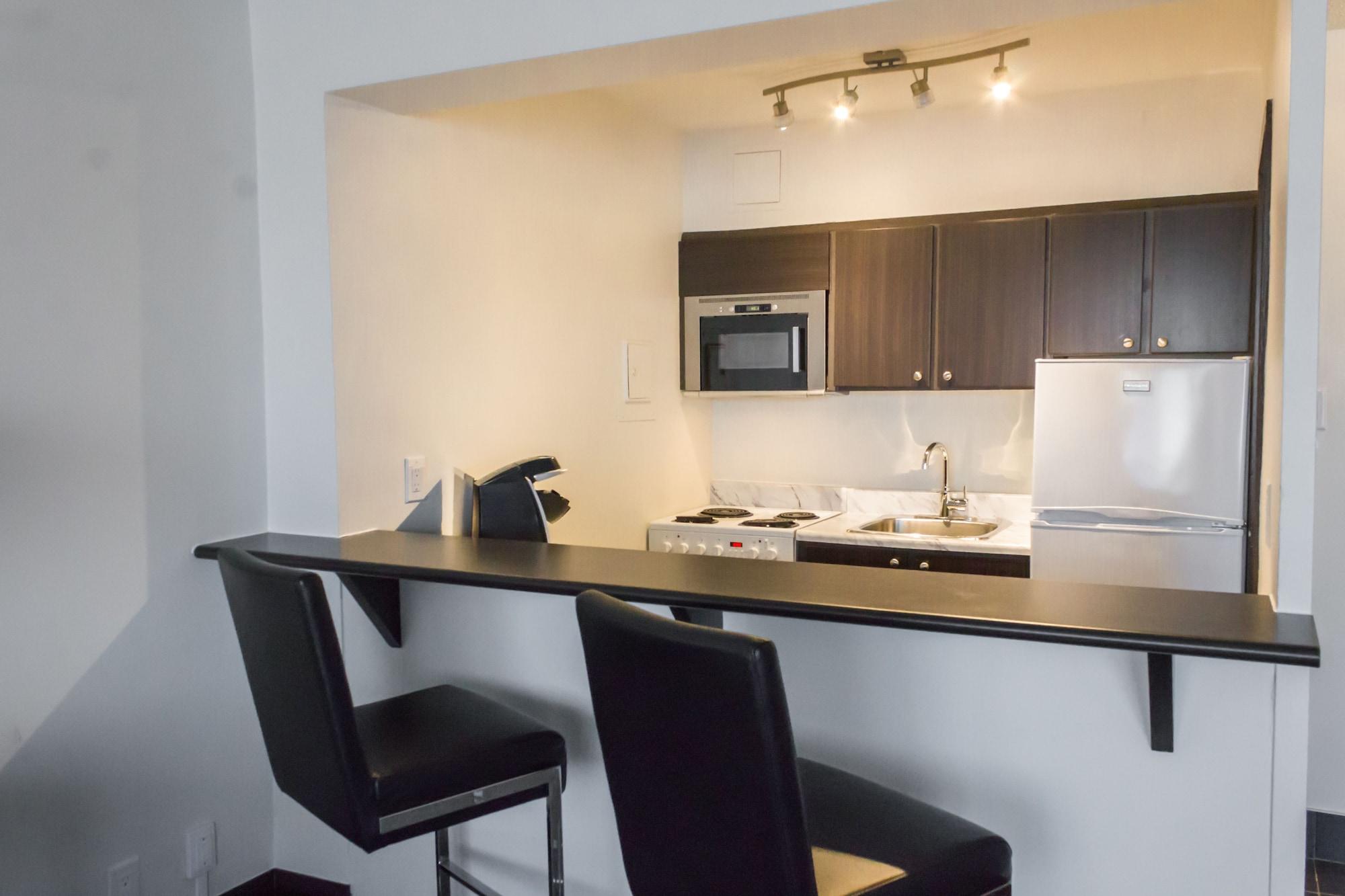 Ottawa Embassy Hotel & Suites Екстер'єр фото