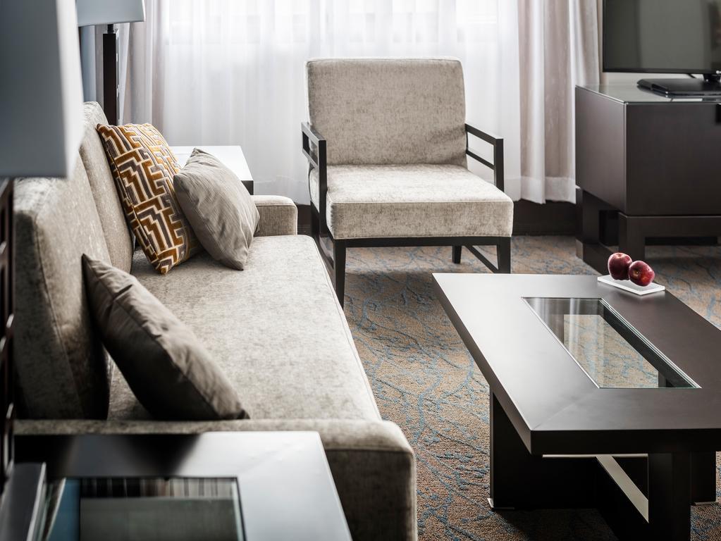 Ottawa Embassy Hotel & Suites Екстер'єр фото