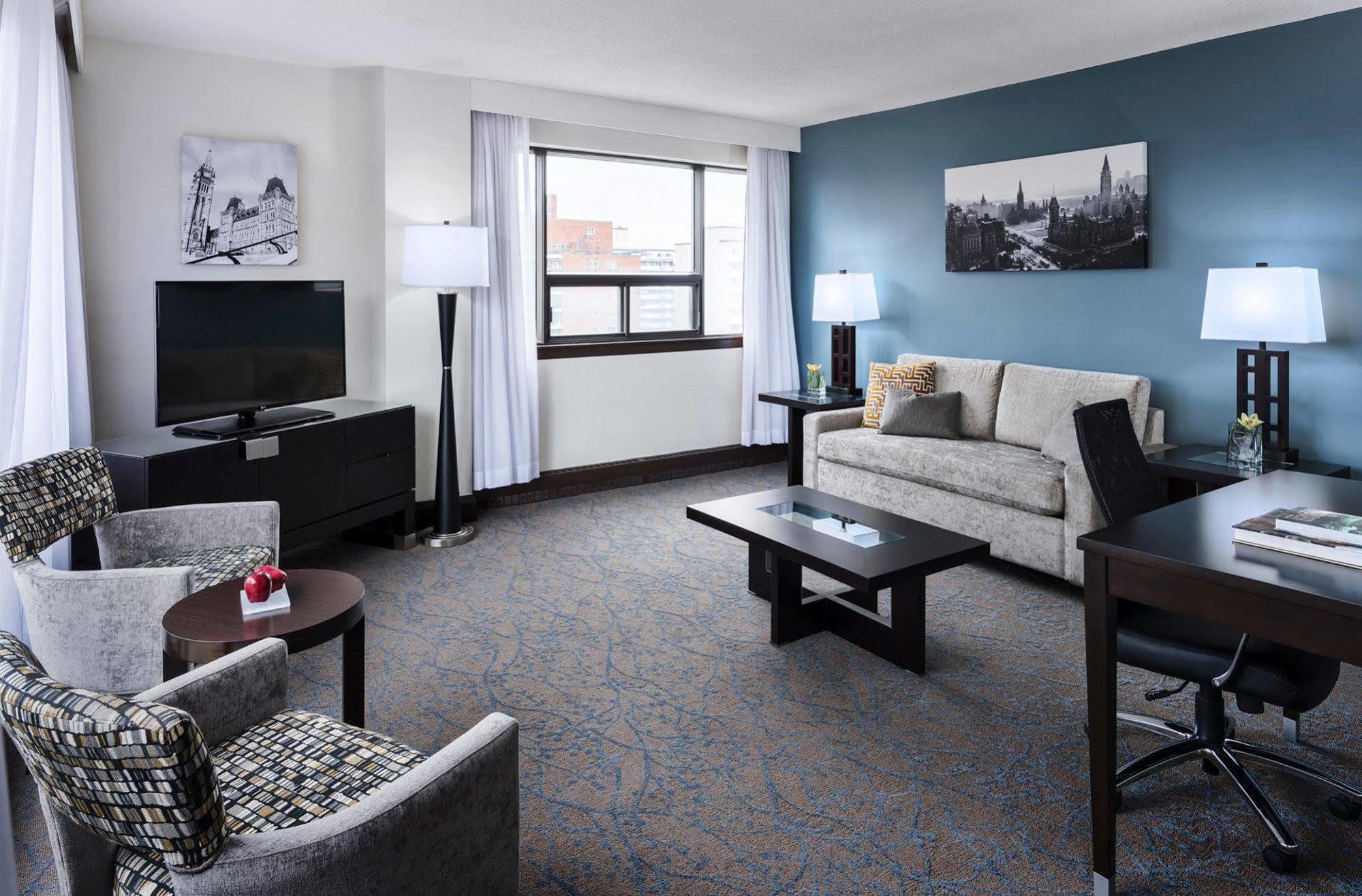Ottawa Embassy Hotel & Suites Екстер'єр фото