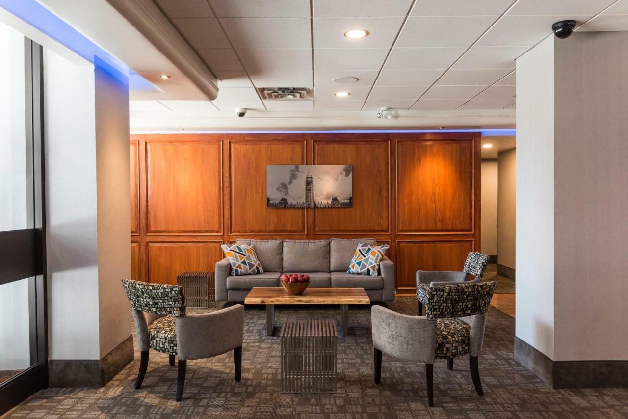 Ottawa Embassy Hotel & Suites Екстер'єр фото